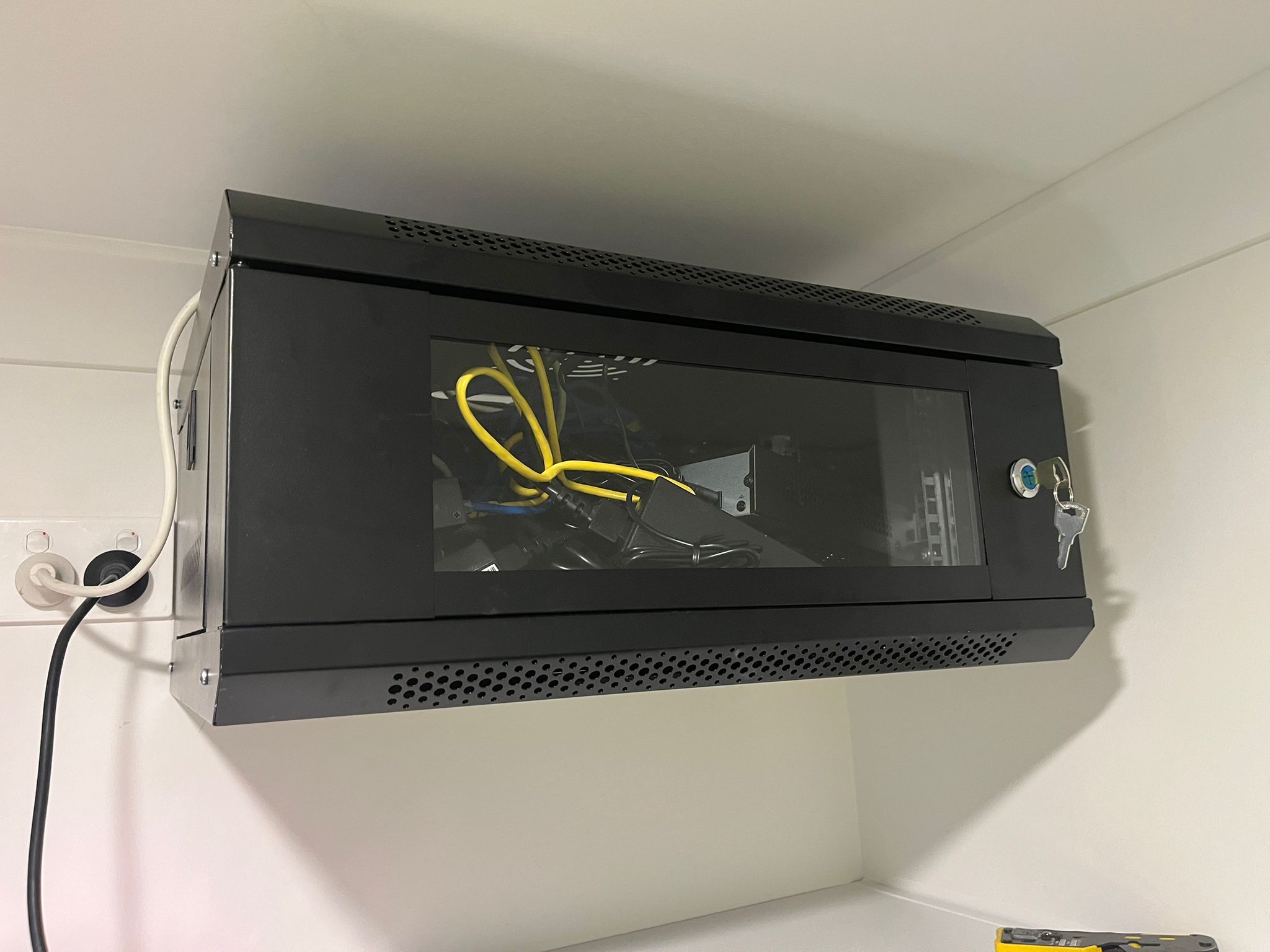 Wall Mounted Data Rack Cabinet